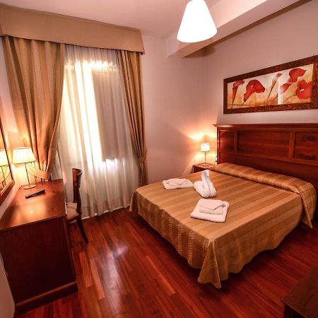 Albergo La Locanda Degli Apolidi Atena Lucana Exterior foto