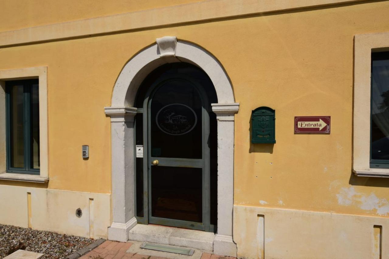 Albergo La Locanda Degli Apolidi Atena Lucana Exterior foto