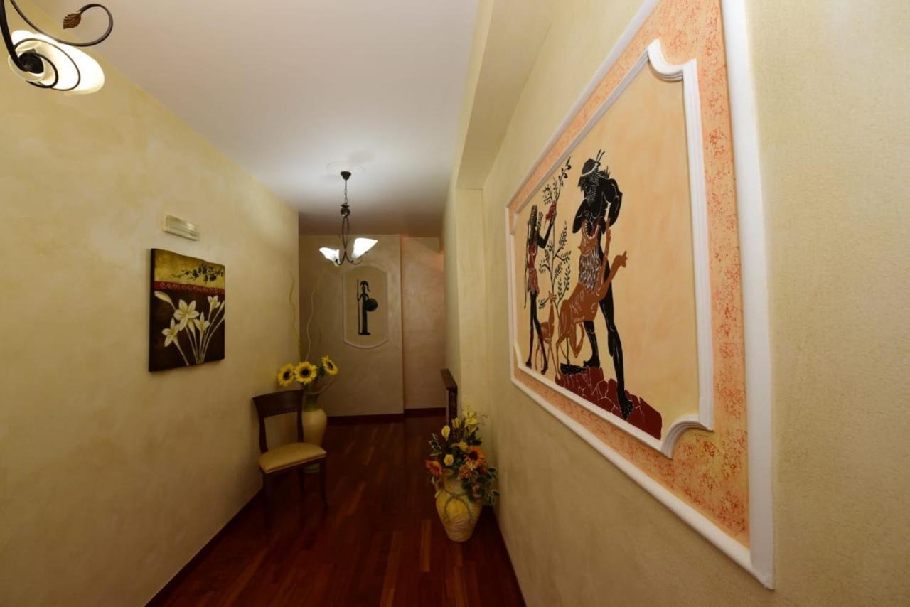 Albergo La Locanda Degli Apolidi Atena Lucana Exterior foto